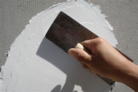 严格规范的墙面装修刮腻子流程 - 四川腻子膏生产批发价格 - 成都市叁零叁建材有限公司