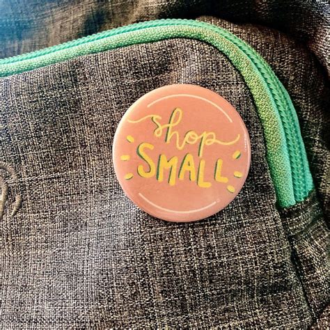 Small Shop Button 的图像结果