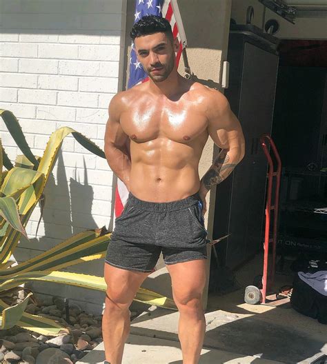 欧美性感肌肉男优ins:arad.winwin - 哔哩哔哩