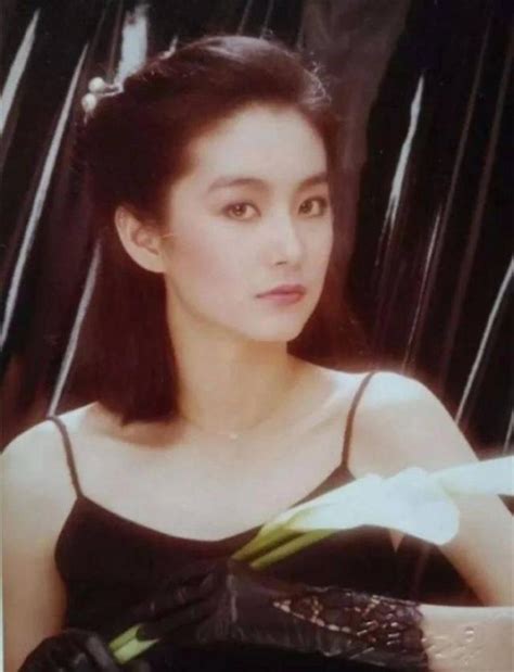 细数90年代一脱成名的女星这些香港女星哪一个你不认识？ » 江湖人士