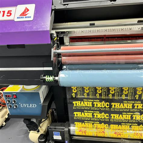 In tem UV DTF làm tem dán bình giữ nhiệt tặng quà - In Ấn Mạnh Dũng