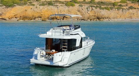 Swift Trawler 35 | Beneteau