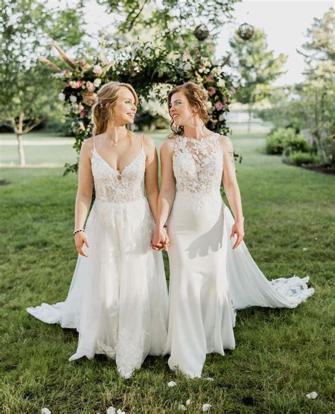 Hailey and Kendra hypnotised 5 - Requested by HypnoAsslover on DeviantArt