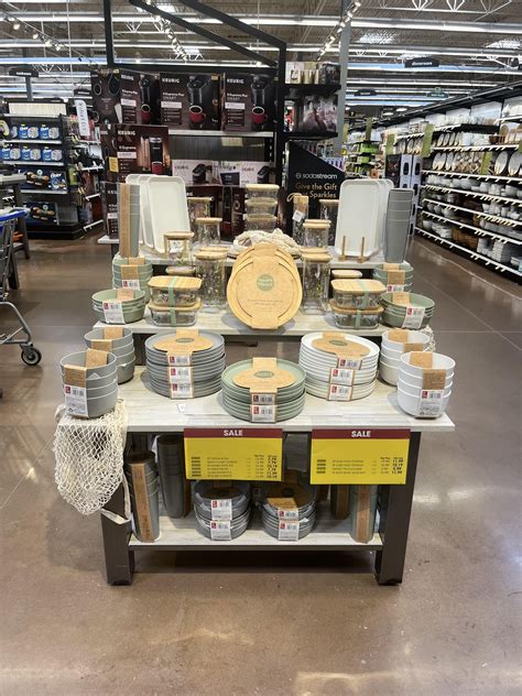 My Kitchenplace Department Merchandising 🤩 : r/kroger