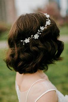 Wedding Hairstyles With Headband And Curls by Curly Bridal Hairstyle With Headband Wedding Hairstyles With Headband And Curls