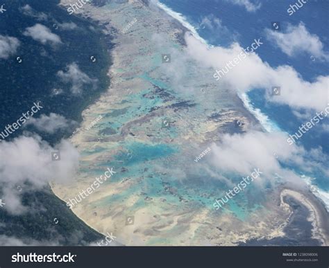 2 imágenes de Isla sentinel del norte - Imágenes, fotos y vectores de ...