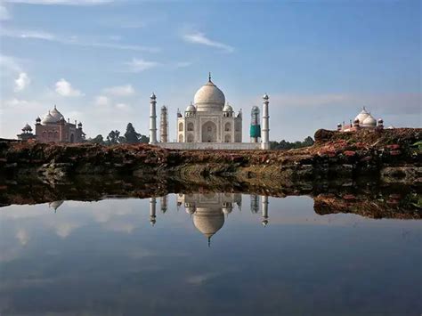 Taj Mahal is a Hindu temple - Four times when Taj Mahal made monumental ...