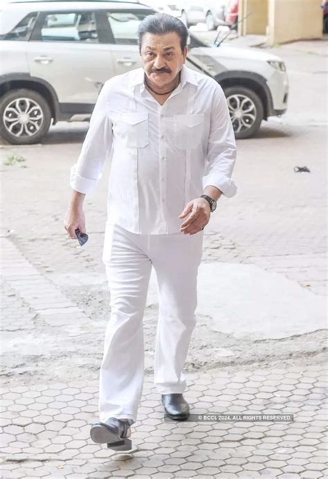 Gufi Paintal’s funeral: Puneet Issar to Surendra Pal, celebs pay last ...