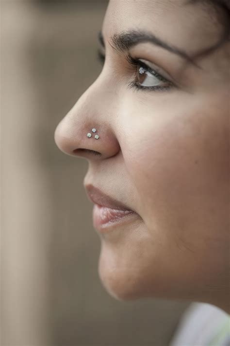 15 Nose Stud Piercing Ideas That Inspire - Styleoholic