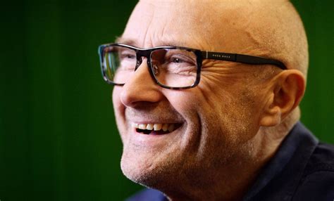 Phil Collins: Konzert mit der Band seiner Söhne – B.Z. Berlin