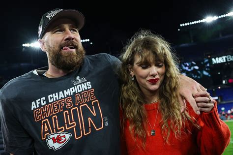Taylor Swift and Travis Kelce at VMAs 2024: Will the Power-Couple Finally Make Their Much ...