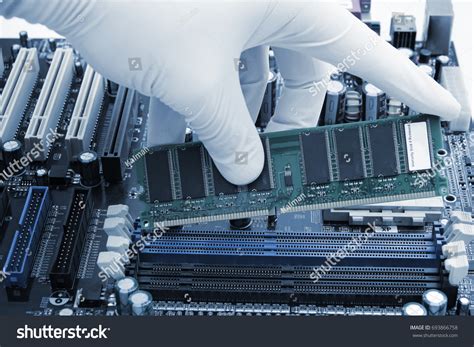 Add Memory to Computer 的图像结果