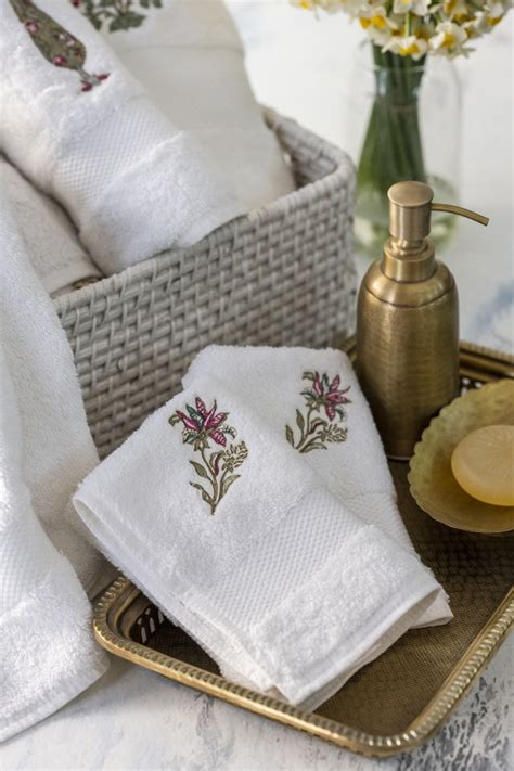 Set Of 6- Nishaat Organic Cotton Towel Set