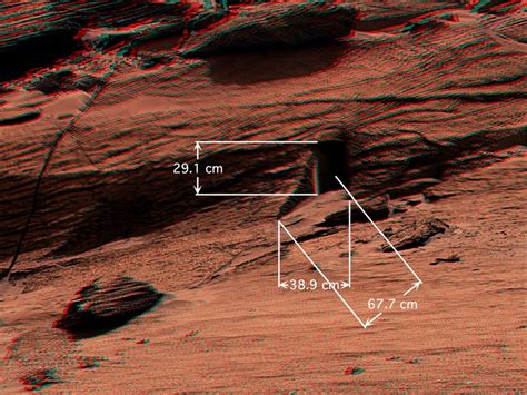 क्या नासा के रोवर ने वाकई खोज लिया है मंगल पर कोई रहस्यमयी दरवाजा ...