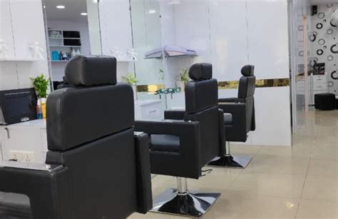 Hair Knot Unisex Saloon