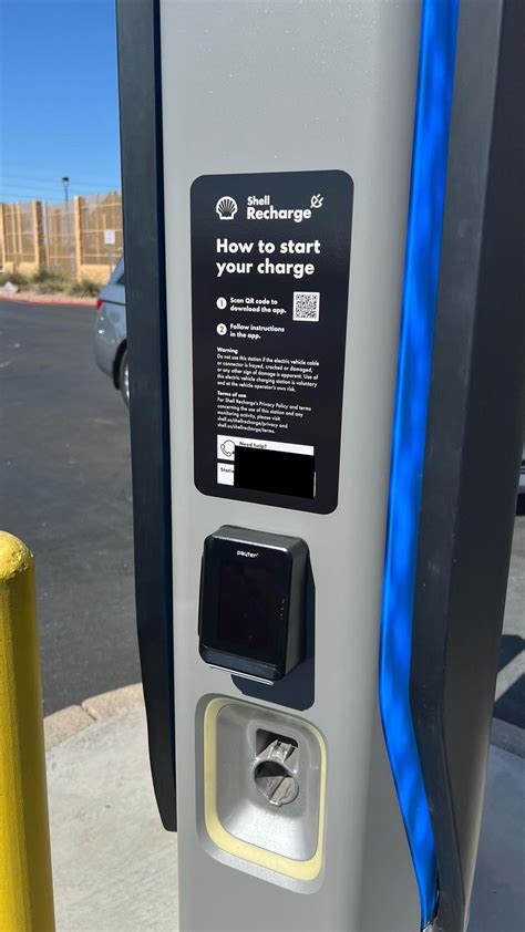 Glendale Market Square - Floor & Decor | Glendale, AZ | EV Station