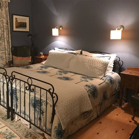 LA CHAUMIERE DE L' ANSE (Mont Tremblant, Quebec) - B&B Reviews, Photos ...