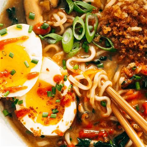 Japanese ramen noodle bowl online