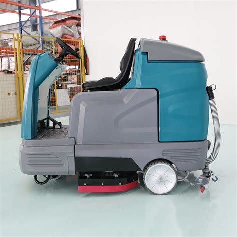 Industrial Professional Automatic Ride on Commerical Scrrubing Floor ...