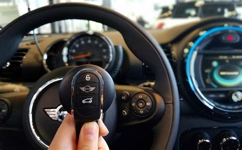 2013 Mini Cooper S Key Programming 的图像结果