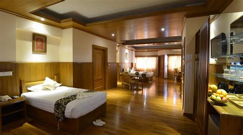 HOTEL SIDNEY (Yangon, Myanmar) - Hotel Reviews, Photos, Rate Comparison ...
