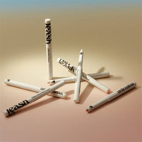 Buy Unleashia Pretty Easy Glitter Stick | Maccaron