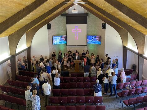 Church Stage Lighting 的图像结果