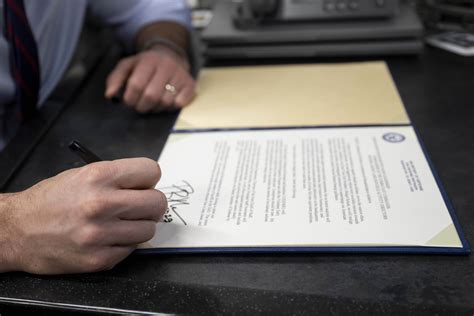 Hegseth Orders Civilian Workforce Realignment in DOD, Reopens DRP > U.S ...