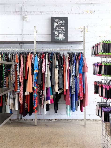 The Ultimate Guide To The Best Thrifting In Austin, TX — Tiny Acorn