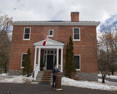 Not all world leaders live in palaces - Modest homes of presidents and ...