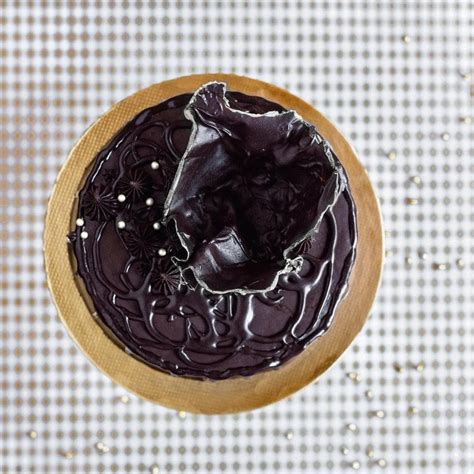 Cakes (Indulgence) – Crave by Leena