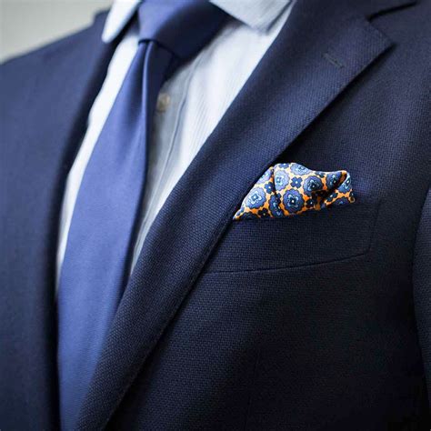 Pocket Squares For Men How To Match Tie And Pocket Square At Samuel ...