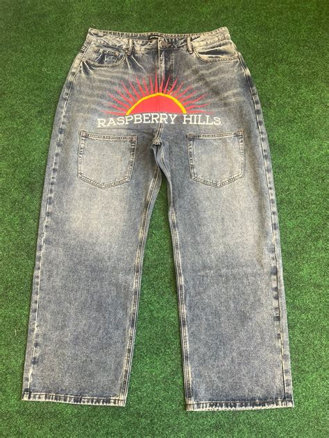 Raspberry Hills Clothing