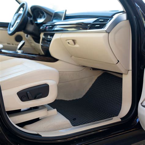 Audi Q7 Custom All Weather Rubber Floor Mats