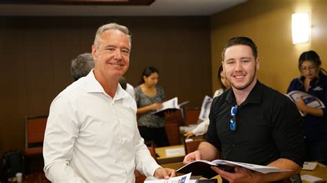 Insurance Sales Lab 的图像结果