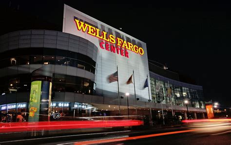 Premium Seating | Wells Fargo Center