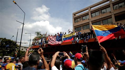 New Caracas protests as US and Russia spar over Venezuela