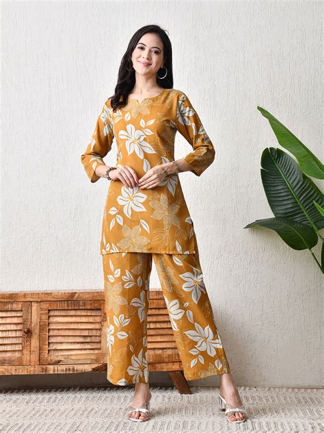 Yellow Floral Cotton Co-ord Set for Women Daily Wear (SET OF 4 SIZES ...