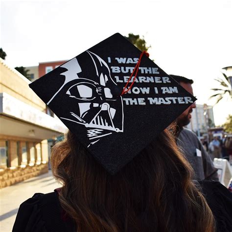 10 DIY Disney Grad Caps We're Incredibly Impressed By | Disney Style ...