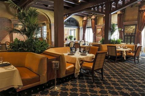 THE 10 BEST Restaurants in Riverside (Updated May 2025)