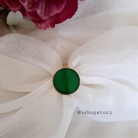 Lahini Round Single Raw Stone Finger Ring – STORI