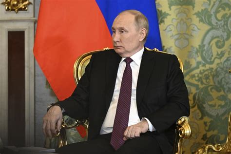 Russie : Vladimir Poutine candidat à un cinquième mandat au Kremlin ...