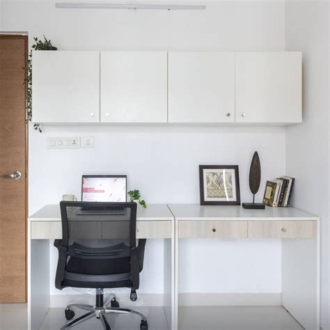 Study Room Table 的图像结果