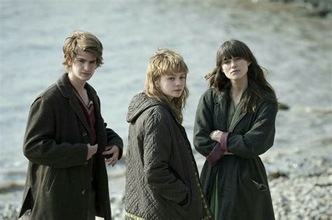 Tommy, Cathy, and Ruth... | Never let me go, Couple photos, Keira knightley