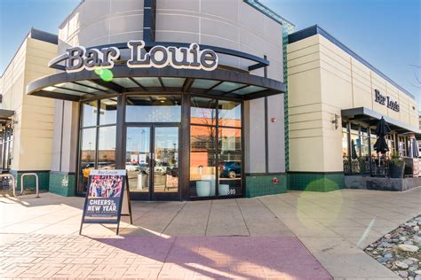 Latest Bar Louie Menu with Prices 2023 (73 Items from $3.00)