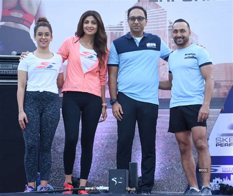 Celebs join Mumbai Walkathon on World Walking Day- The Etimes Photogallery