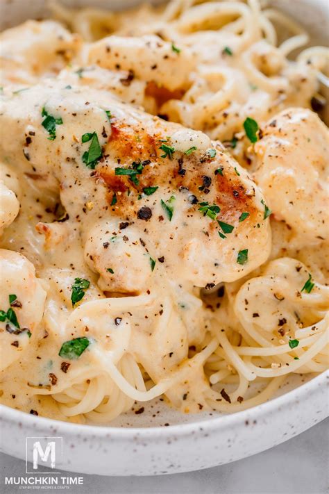 Chicken And Shrimp Alfredo