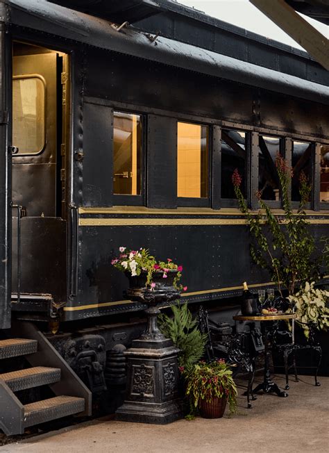 Explore - Hotel Chalet at the Chattanooga Choo Choo