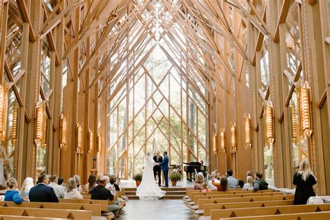 Arkansas Glass Chapels for Your Wedding or Elopement