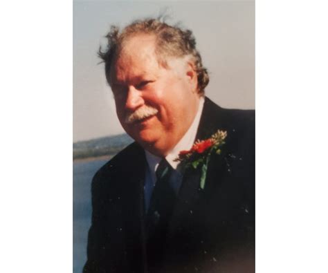 Thomas Trich Obituary (2023) - Clinton, IA - Quad-City Times